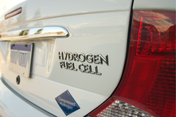 Green Hydrogen Vs Blue Hydrogen: A Path To Sustainable Energy - 10EQS